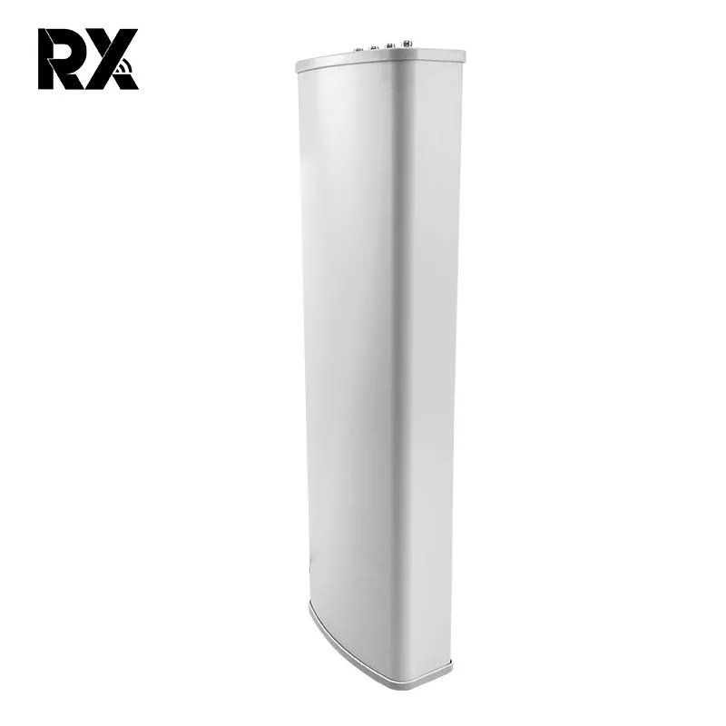 Панелна антена од 15 dBi висока добивка 700-2700 MHz 100 W за на отворено